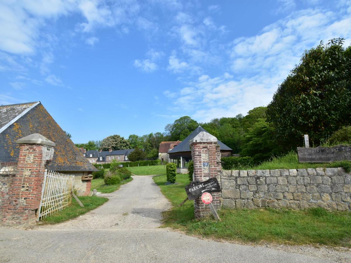Classic Cottage In Le Bourg-Dun With Garden Exteriör bild