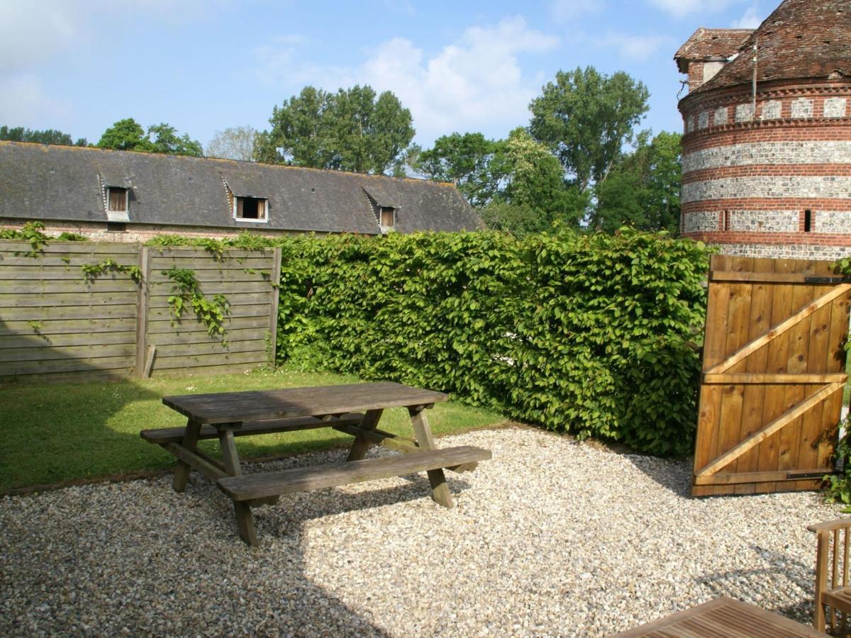 Classic Cottage In Le Bourg-Dun With Garden Exteriör bild
