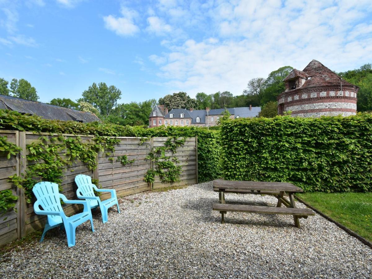 Classic Cottage In Le Bourg-Dun With Garden Exteriör bild